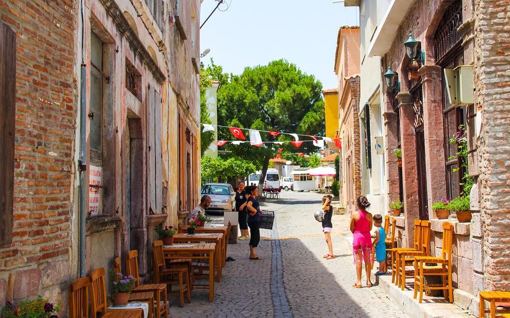 Sualti Hotel Ayvalik Exterior photo